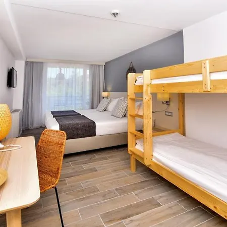 Hotel Ihot@l Sunny 4*