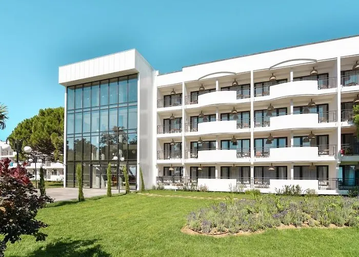 فندق Ihot@l Sunny ساني بيتش